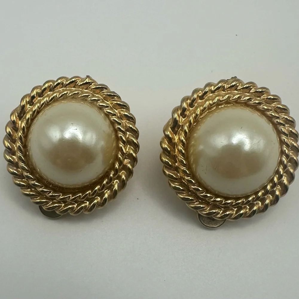 St. John Gold Tone Faux Pearl Clip On Earrings Double Rope Cabochon Round Vtg